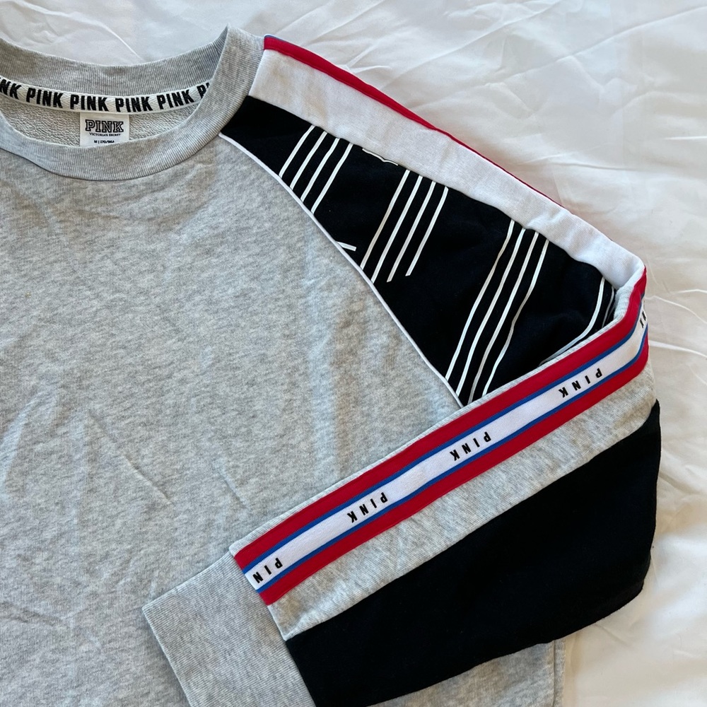 sporty PINK sweatshirt